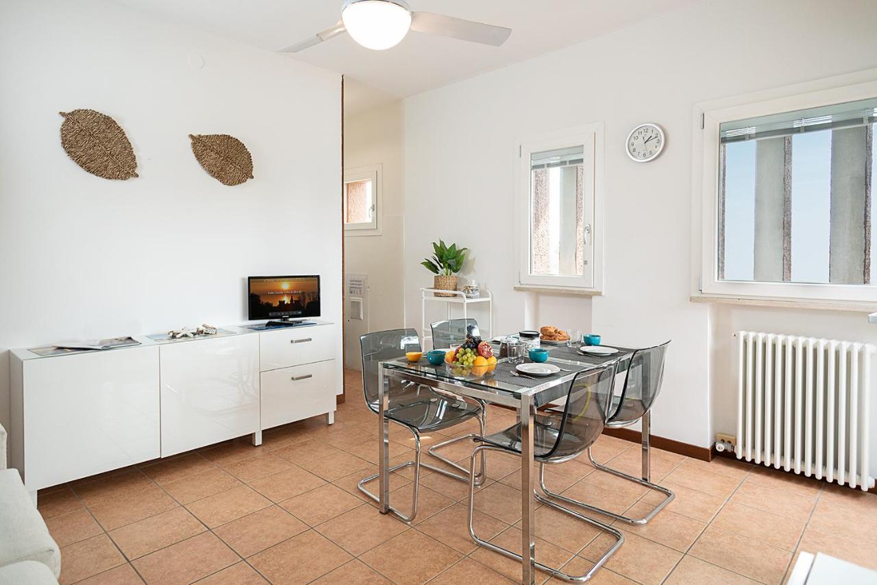 Apartments Blue View - Residence Casetto Bardolino - Regarda Travel Ngoại thất bức ảnh